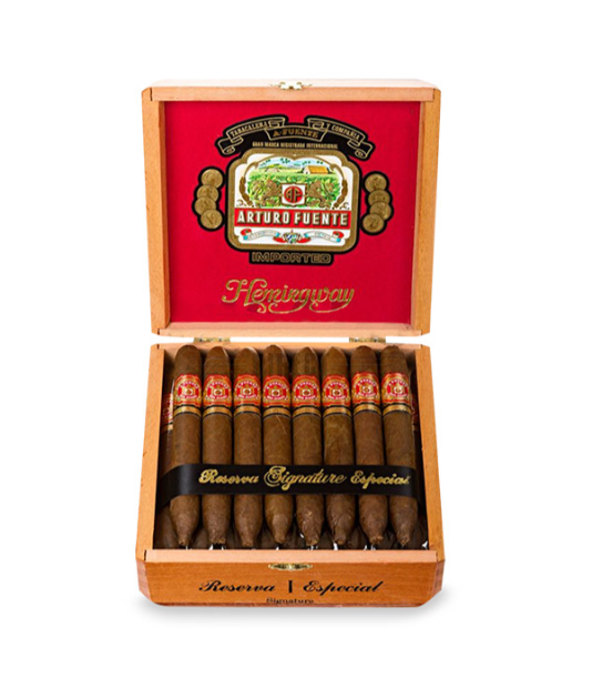 Arturo Fuente Hemingway Signature Cigar - Image 3